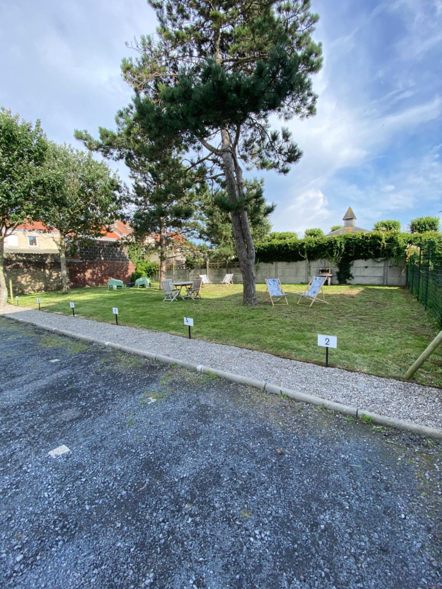 Le Presbytere Des Baraques A Bleriot-Plage - Apt 3 Sangatte Εξωτερικό φωτογραφία